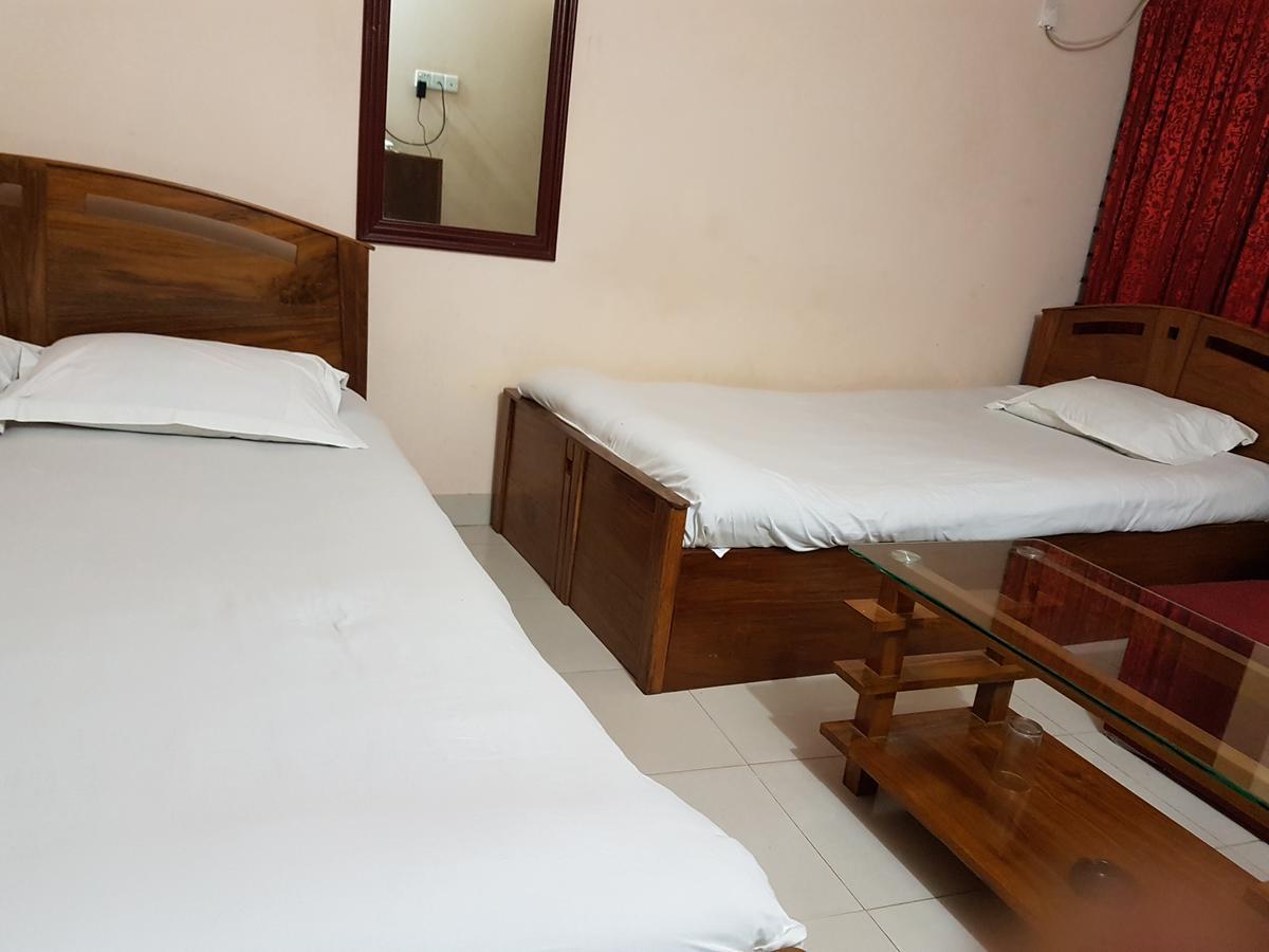 Hotel Diamond Park Dakhin Kattali Exterior photo